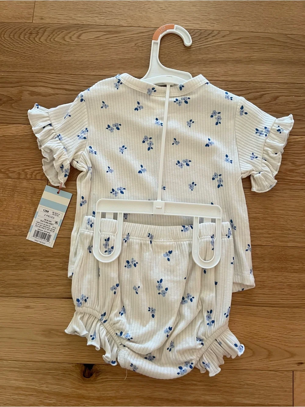 Cat & Jack Baby Girls 2-Piece Ribbed Floral Ruffle Sleeve Top & Shorts Set 12M